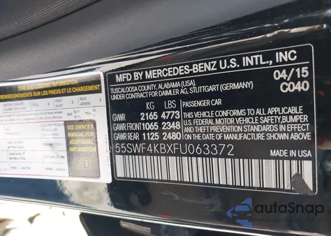 2015 Mercedes-Benz C 300 4Matic из США, поврежденный, VIN 55SWF4KBXFU063372